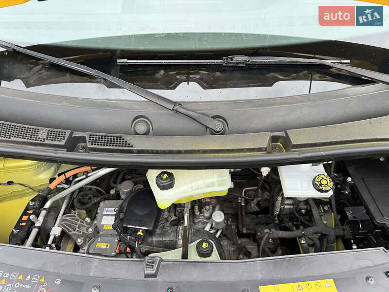 Микроавтобус грузовой (до 3,5т) Renault Master 2020 в Сарнах