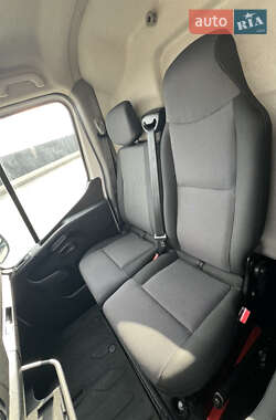 Грузовой фургон Renault Master 2021 в  фото 32 Грузовой фургон Renault Master 2021 в