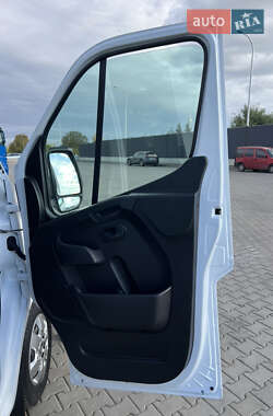 Грузовой фургон Renault Master 2021 в  фото 42 Грузовой фургон Renault Master 2021 в