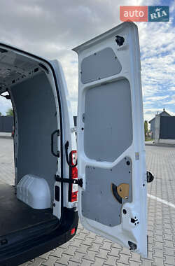 Грузовой фургон Renault Master 2021 в  фото 48 Грузовой фургон Renault Master 2021 в