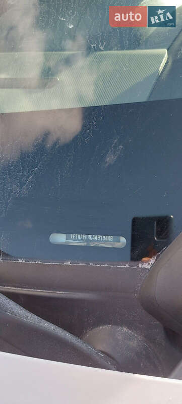 Грузовой фургон Renault Master 2011 в Сокале