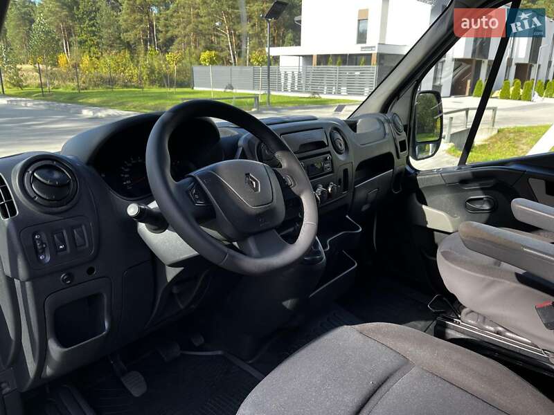Грузовой фургон Renault Master 2017 в Ковеле