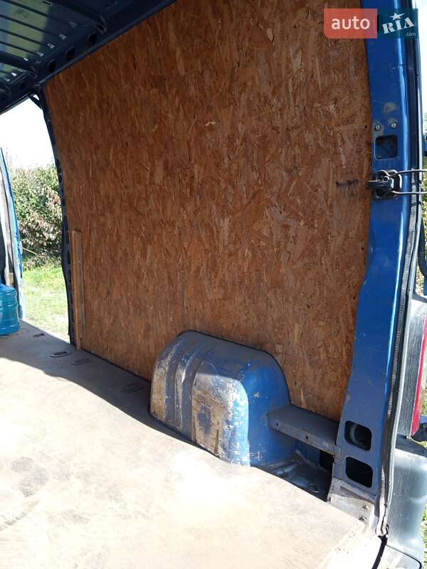 Вантажний фургон Renault Master 2010 в Львові фото 5 Вантажний фургон Renault Master 2010 в Львові
