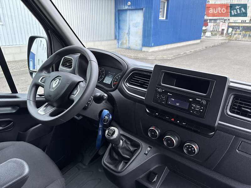 Вантажний фургон Renault Master 2022 в Києві