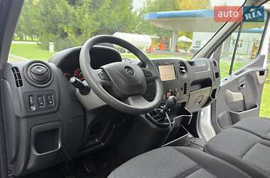 Грузовой фургон Renault Master 2018 в 