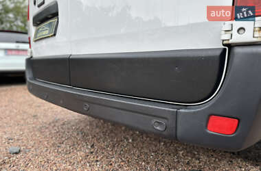 Грузовой фургон Renault Master 2021 в 