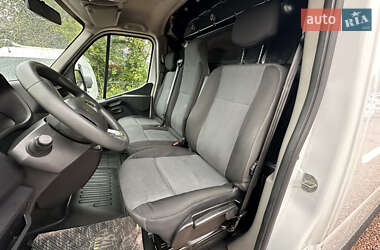 Грузовой фургон Renault Master 2021 в 