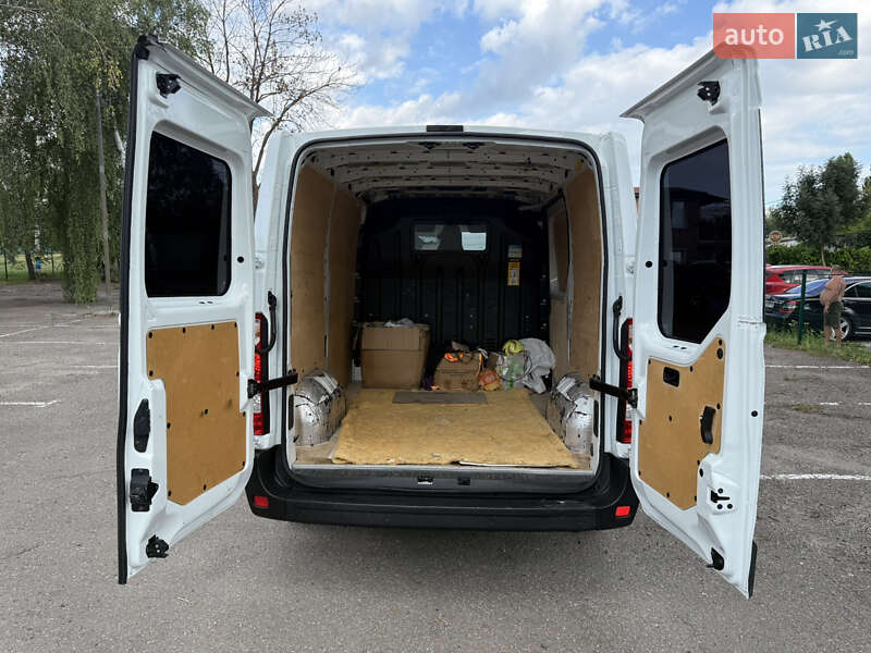 Грузовой фургон Renault Master 2017 в Харькове