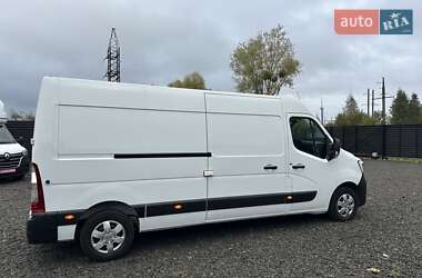 Грузовой фургон Renault Master 2022 в 
