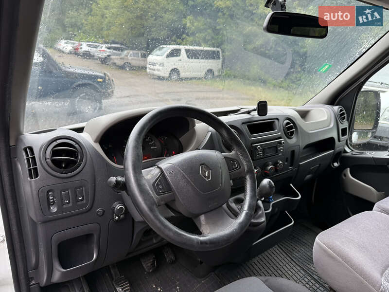 Микроавтобус Renault Master 2016 в Львове