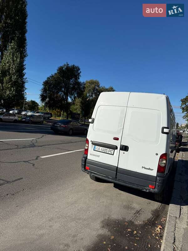 Грузовой фургон Renault Master 2006 в Киеве