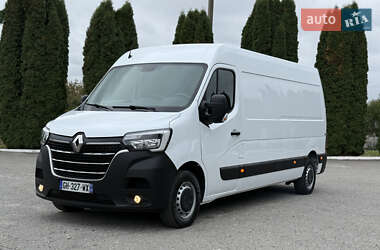 Грузовой фургон Renault Master 2022 в 