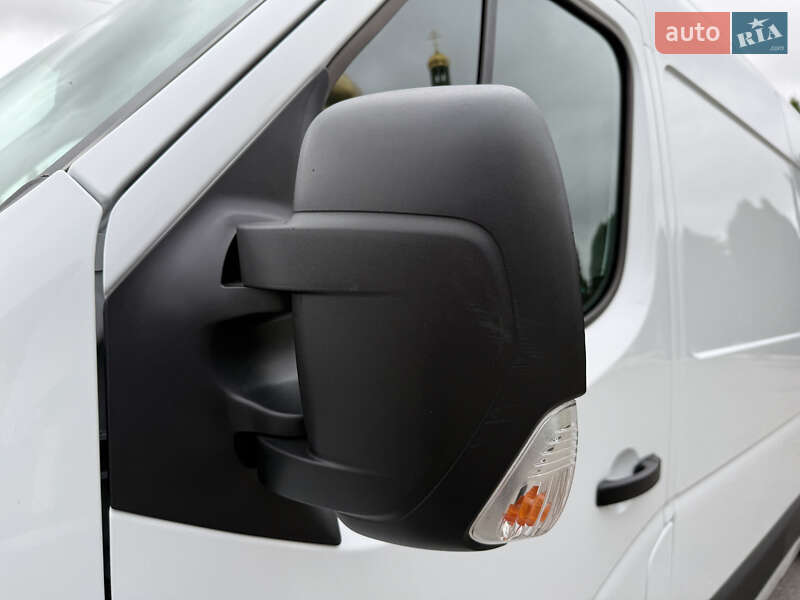 Грузовой фургон Renault Master 2022 в Дубно