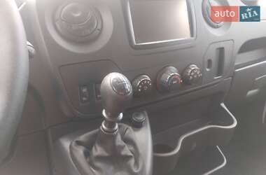 Грузовой фургон Renault Master 2018 в 