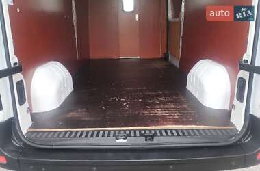Грузовой фургон Renault Master 2018 в 