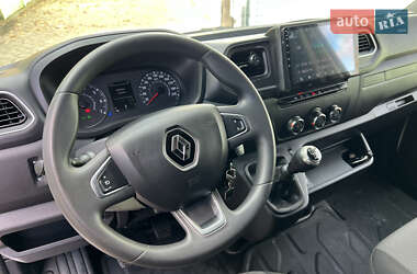 Грузовой фургон Renault Master 2021 в 