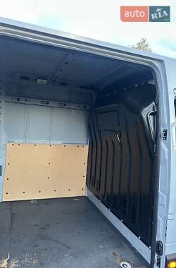 Грузовой фургон Renault Master 2020 в 