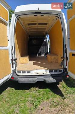 Микроавтобус грузовой (до 3,5т) Renault Master 2016 в 