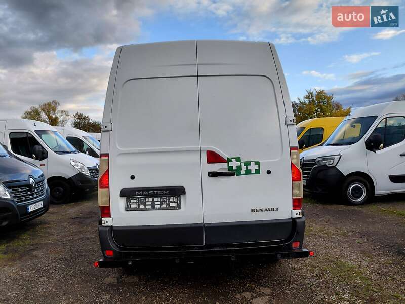 Грузовой фургон Renault Master 2017 в Ивано-Франковске