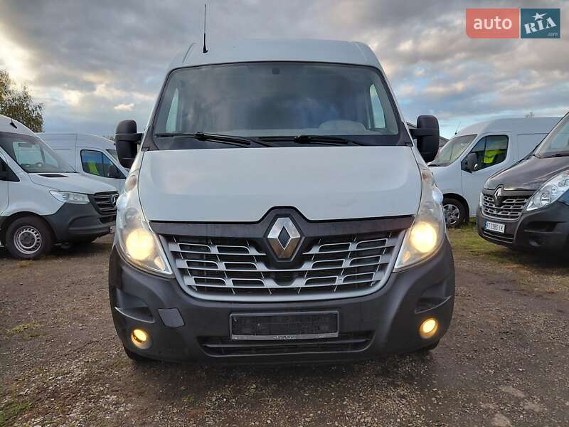 Грузовой фургон Renault Master 2017 в Ивано-Франковске