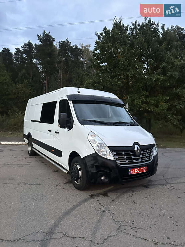 Вантажопасажирський фургон Renault Master 2015 в Ковелі