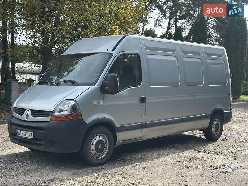 Грузовой фургон Renault Master 2009 в 