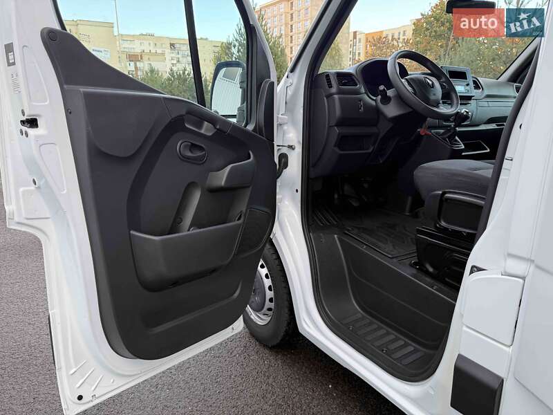 Тентованый Renault Master 2022 в Киеве