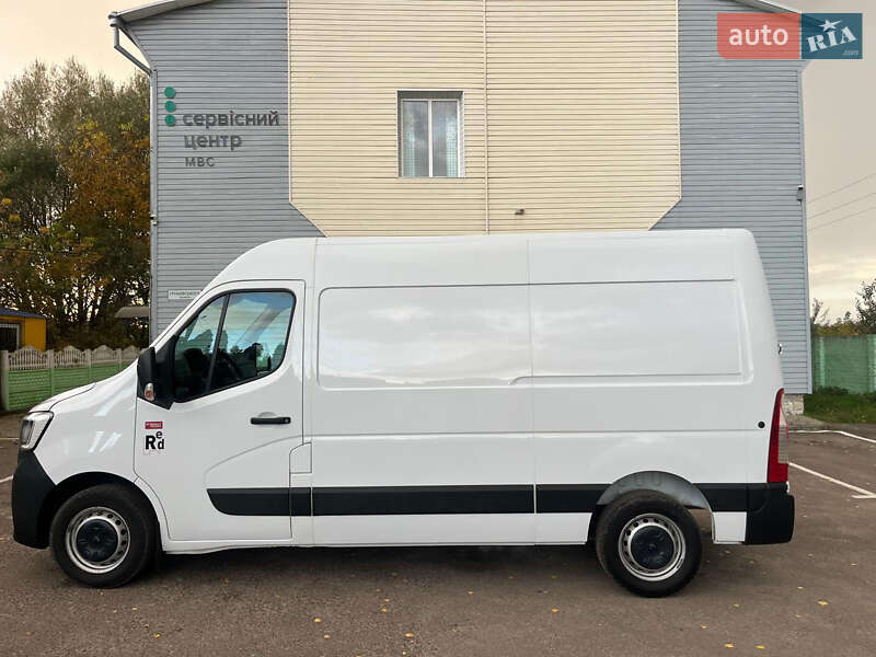 Вантажний фургон Renault Master 2021 в 