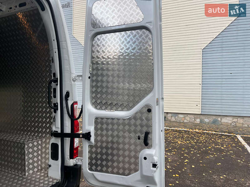 Грузовой фургон Renault Master 2021 в Дубно фото 34 Грузовой фургон Renault Master 2021 в Дубно