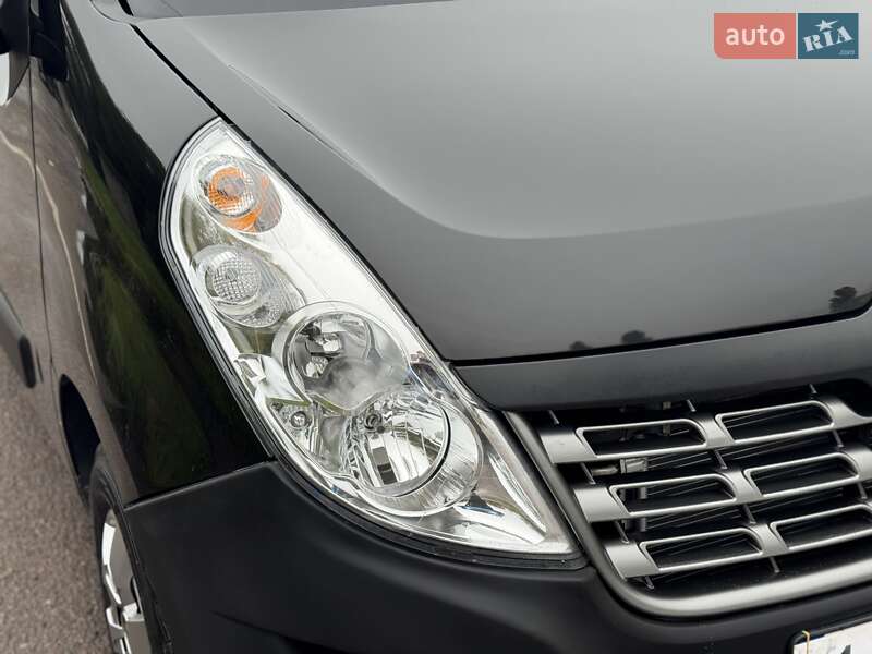 Грузовой фургон Renault Master 2017 в Дубно