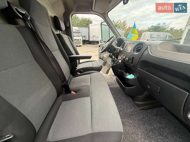Грузовой фургон Renault Master 2017 в Киеве