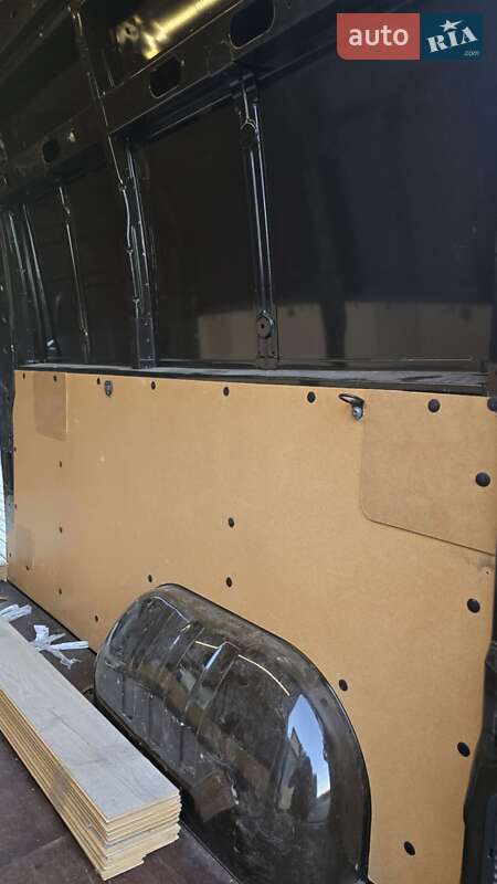Грузовой фургон Renault Master 2020 в Тернополе