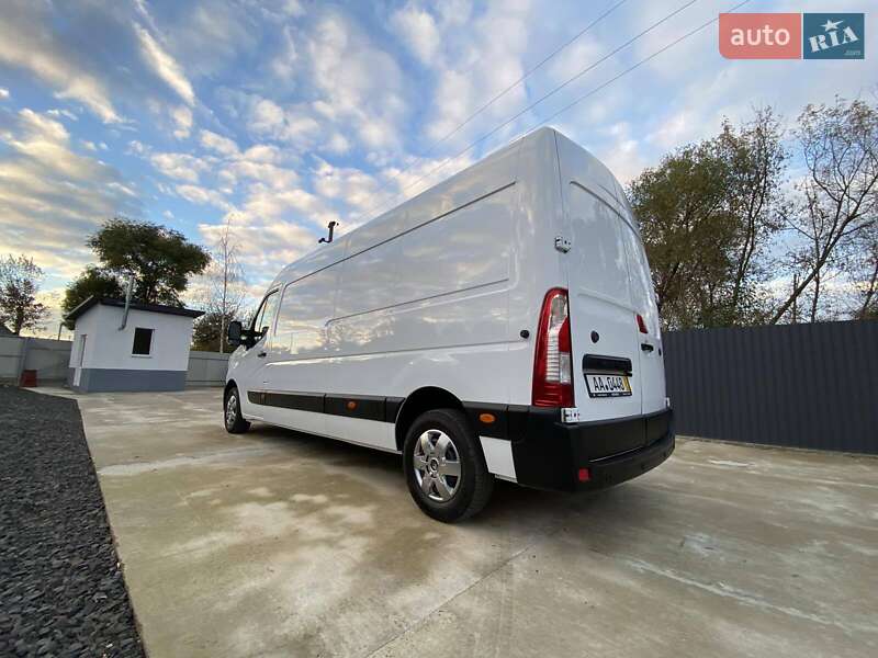 Грузовой фургон Renault Master 2022 в Киеве