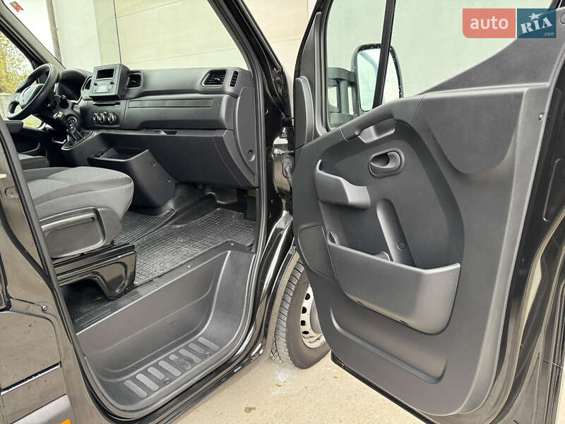 Тентованый Renault Master 2021 в Сарнах