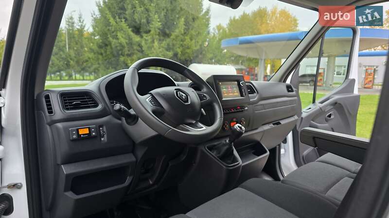 Вантажний фургон Renault Master 2021 в Житомирі