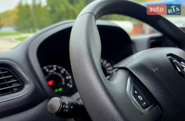 Грузовой фургон Renault Master 2021 в  фото 16 Грузовой фургон Renault Master 2021 в