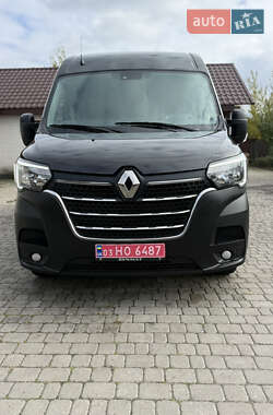 Вантажний фургон Renault Master 2022 в 