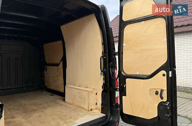 Вантажний фургон Renault Master 2022 в 