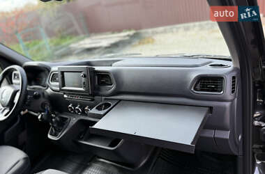 Вантажний фургон Renault Master 2022 в 