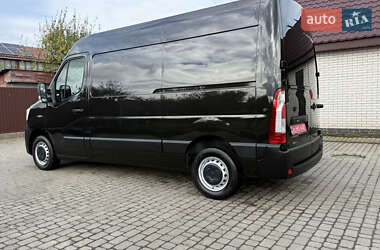 Вантажний фургон Renault Master 2022 в 