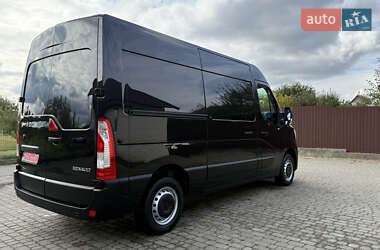 Вантажний фургон Renault Master 2022 в 