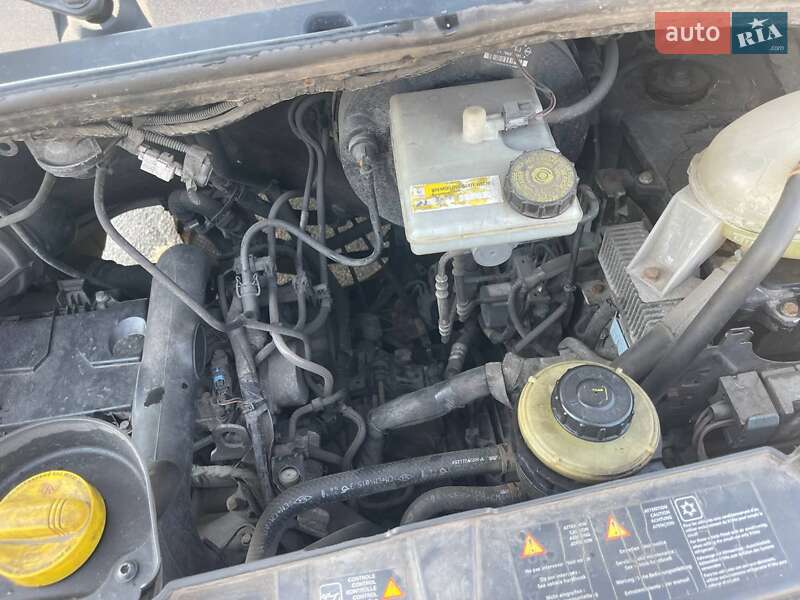 Вантажний фургон Renault Master 2015 в Києві фото 3 Вантажний фургон Renault Master 2015 в Києві