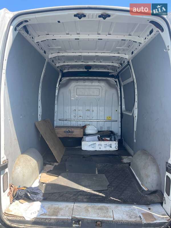 Вантажний фургон Renault Master 2015 в Києві фото 10 Вантажний фургон Renault Master 2015 в Києві