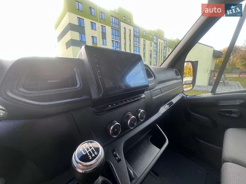 Вантажний фургон Renault Master 2022 в Києві