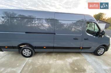 Грузовой фургон Renault Master 2023 в 