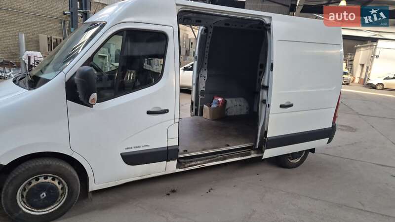 Вантажний фургон Renault Master 2017 в Харкові