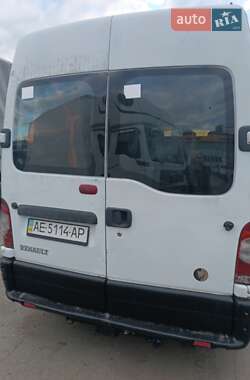 Вантажний фургон Renault Master 2004 в Дніпрі