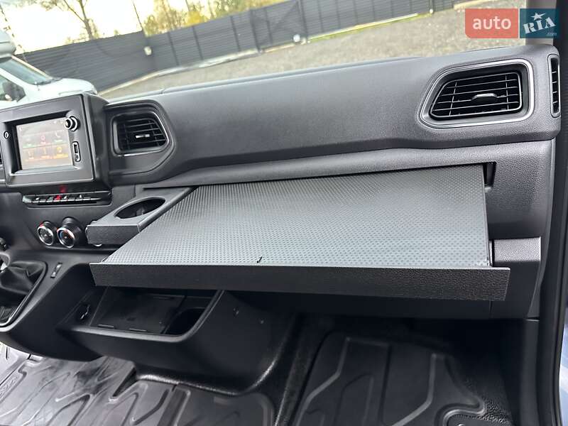 Грузовой фургон Renault Master 2022 в Ковеле