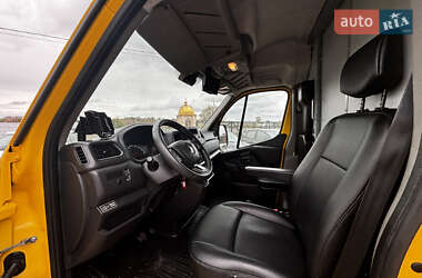 Вантажний фургон Renault Master 2020 в 