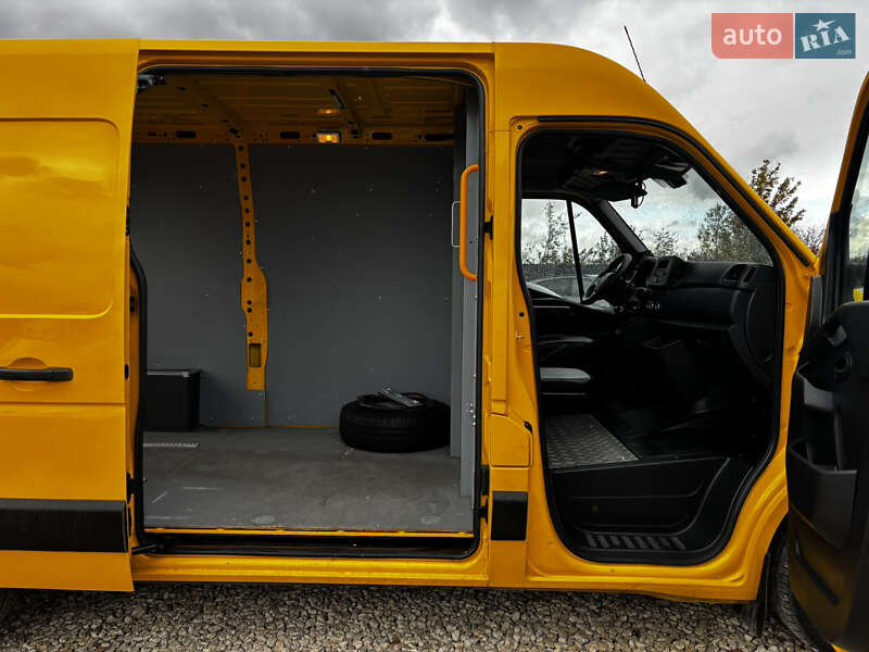 Грузовой фургон Renault Master 2020 в Львове